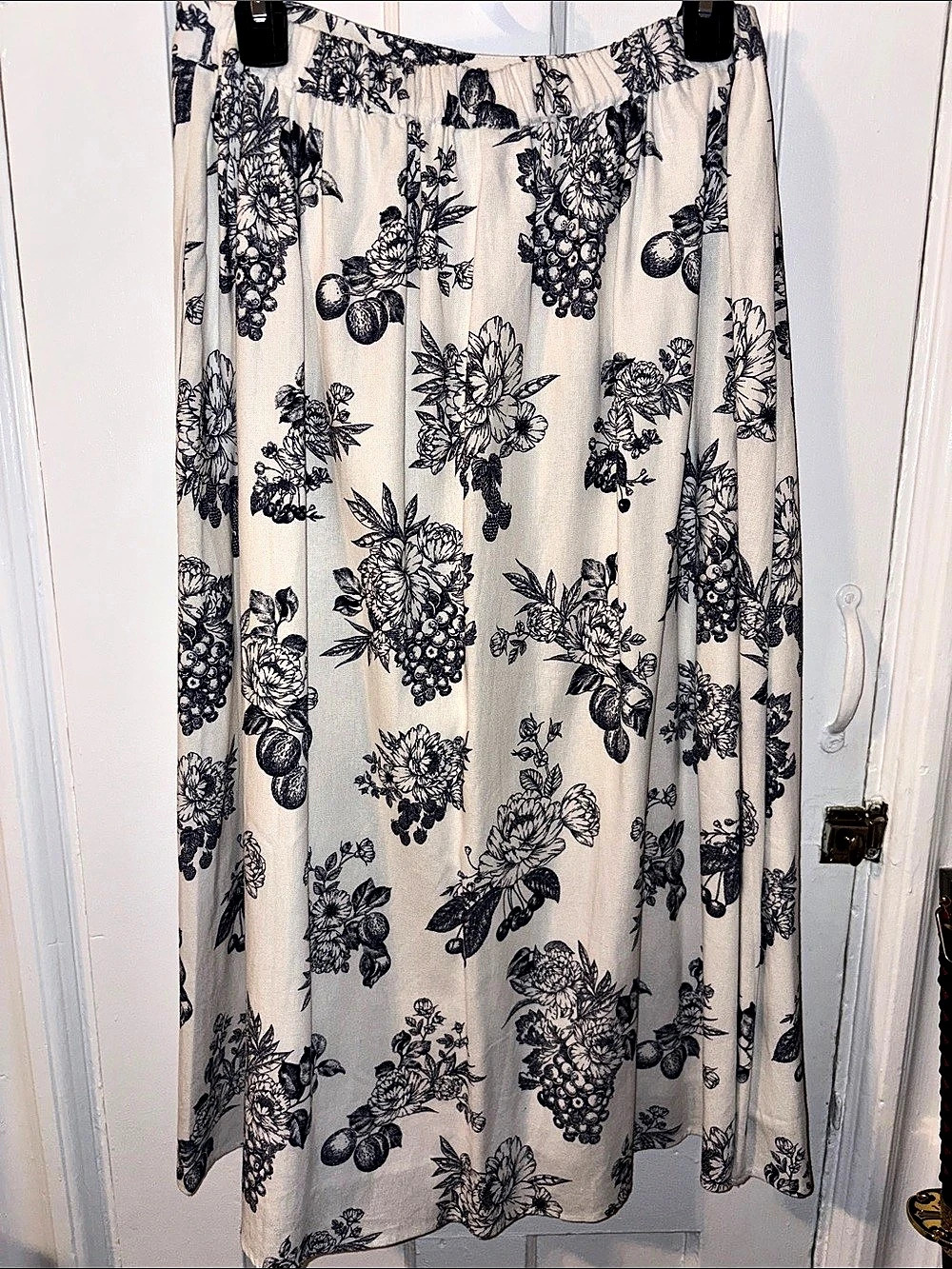 joie Floral Maxi Skirt Size Medium Like New